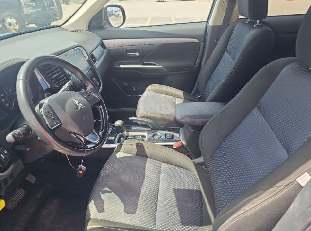 2017 Mitsubishi Outlander