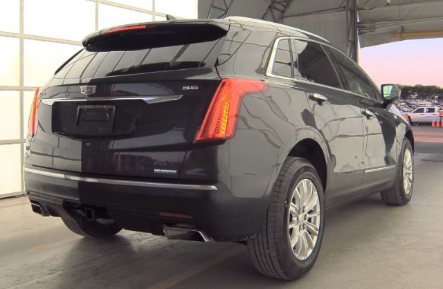 2017 Cadillac XT5