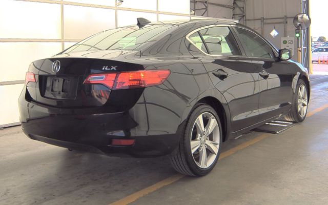 2013 ACURA ILX