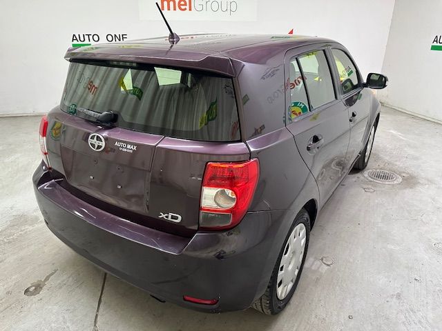 2014 SCION xD