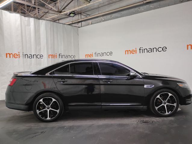 2015 Ford Taurus