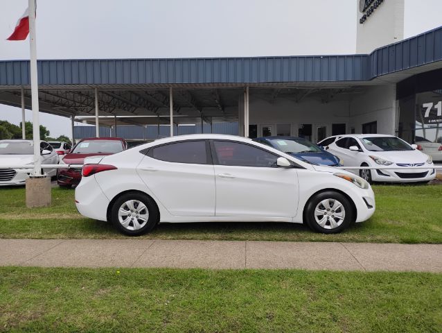 2016 Hyundai Elantra