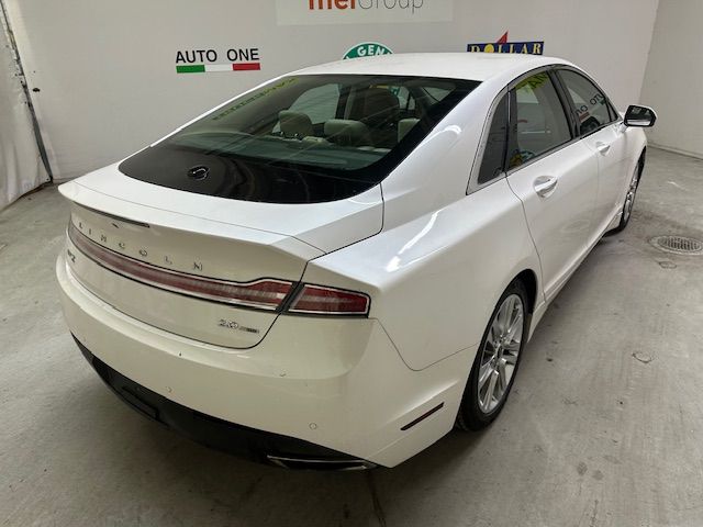 2016 Lincoln MKZ