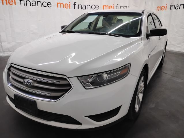 2016 Ford Taurus