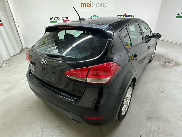 2016 Kia Forte 5-Door