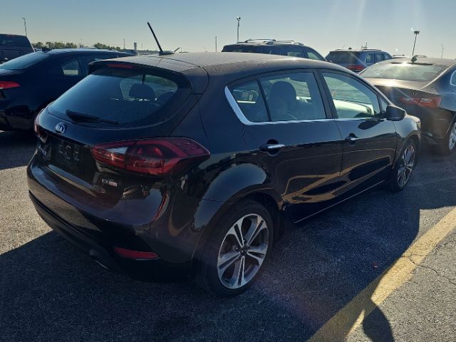 2016 Kia Forte 5-Door