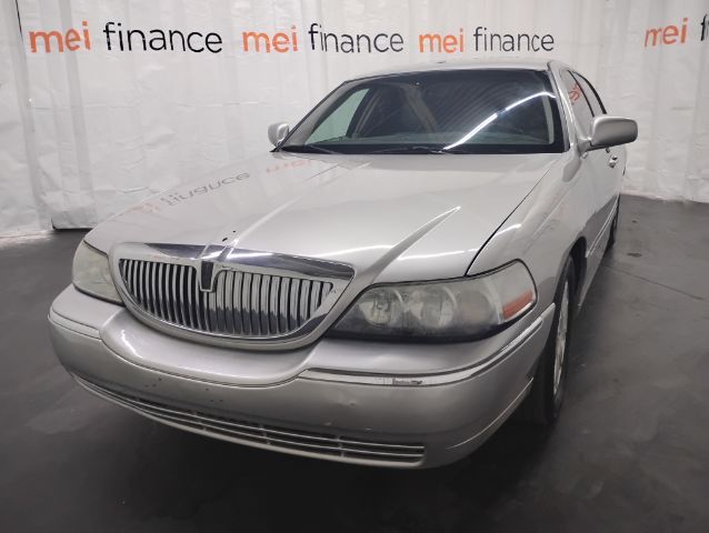 2010 Lincoln Town Car