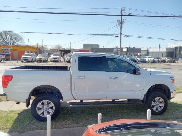 2019 Nissan Titan