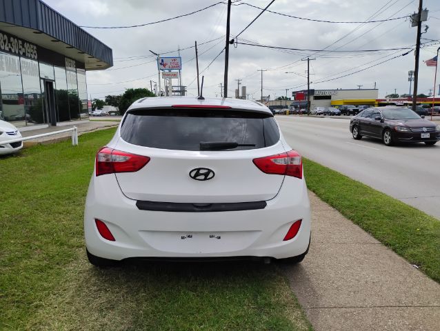 2016 Hyundai Elantra GT