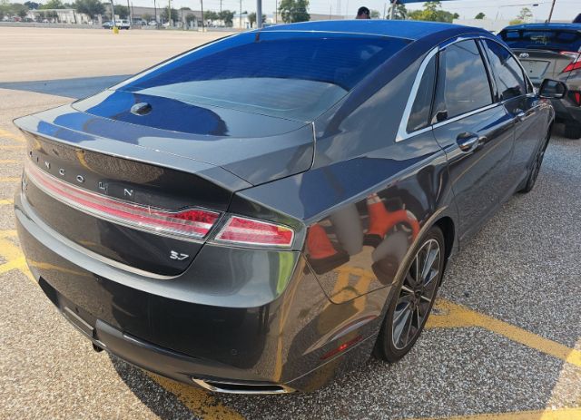 2016 Lincoln MKZ