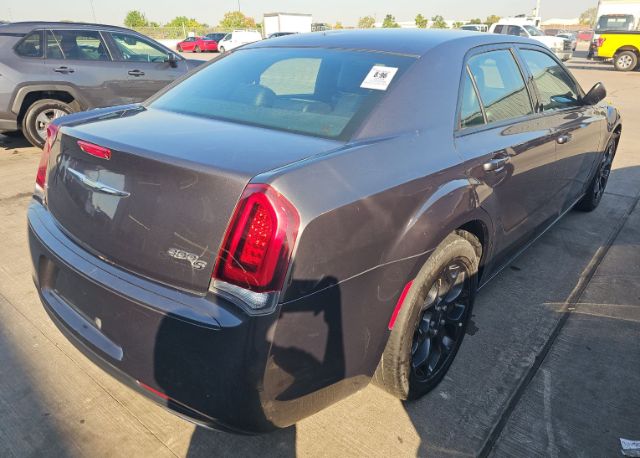 2019 Chrysler 300