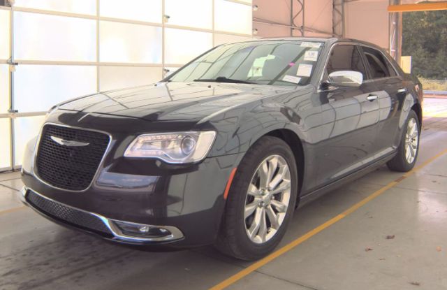2018 Chrysler 300
