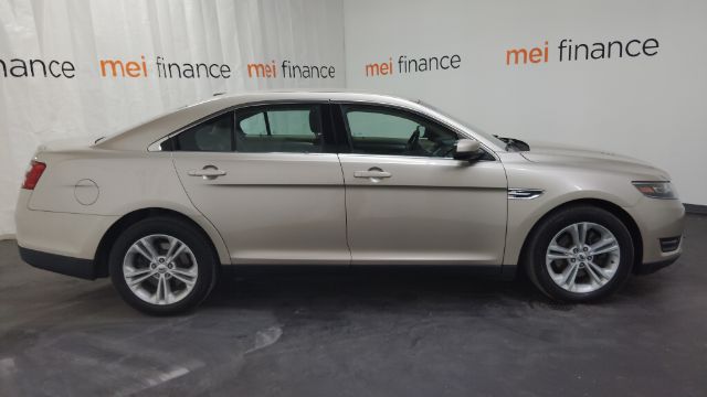 2017 Ford Taurus