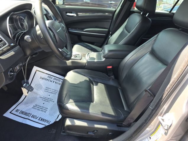 2017 Chrysler 300