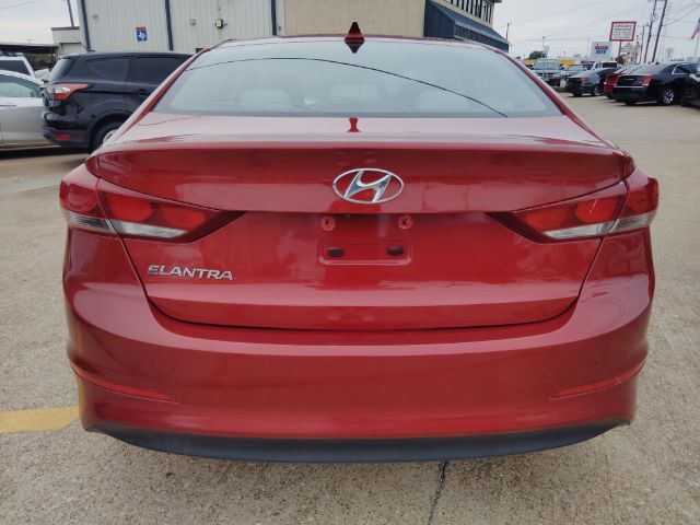 2018 Hyundai Elantra