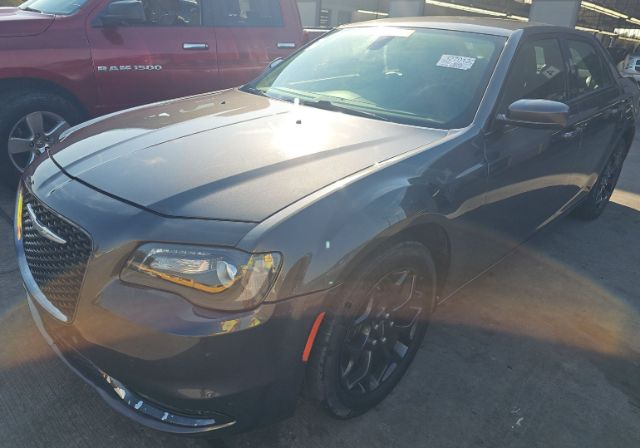 2019 Chrysler 300