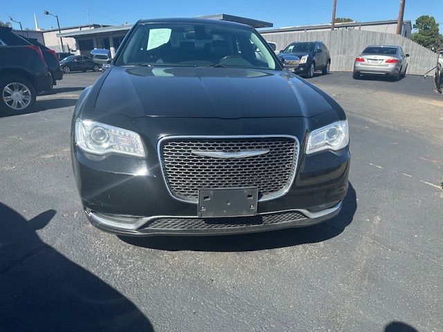 2016 Chrysler 300C
