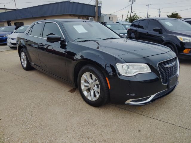 2018 Chrysler 300