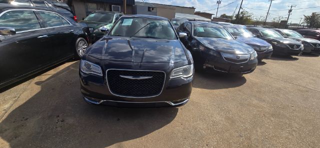 2017 Chrysler 300