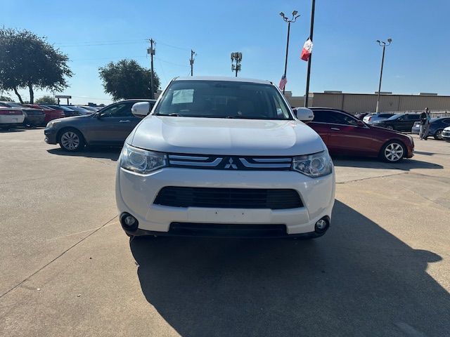 2014 Mitsubishi Outlander