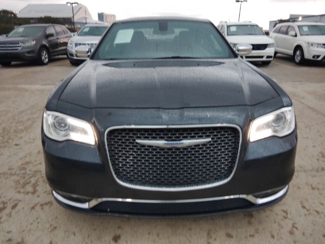 2019 Chrysler 300