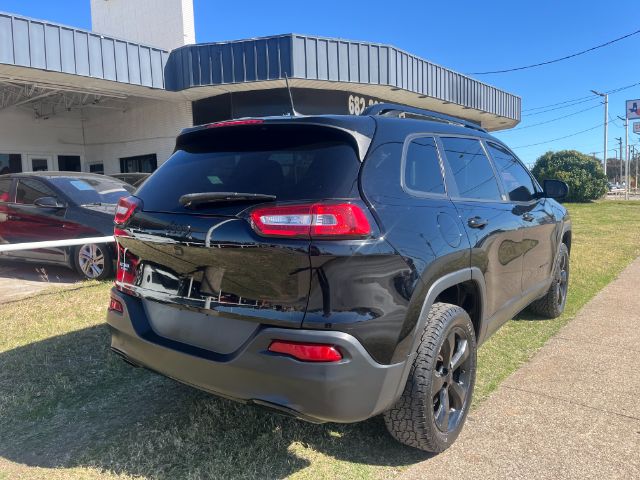 2018 Jeep CHEROKEE