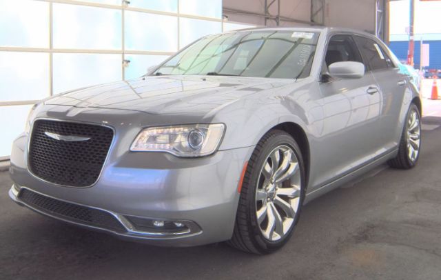 2017 Chrysler 300