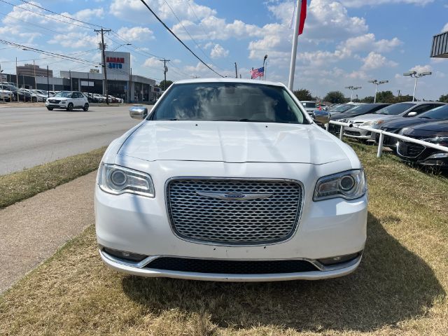 2019 Chrysler 300