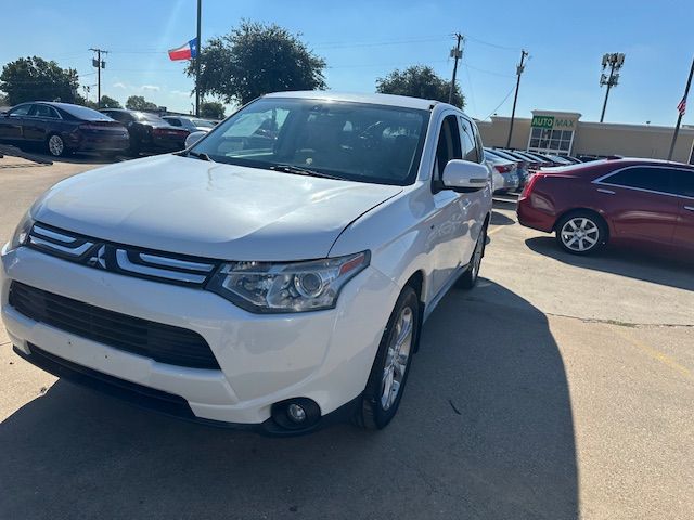 2014 Mitsubishi Outlander