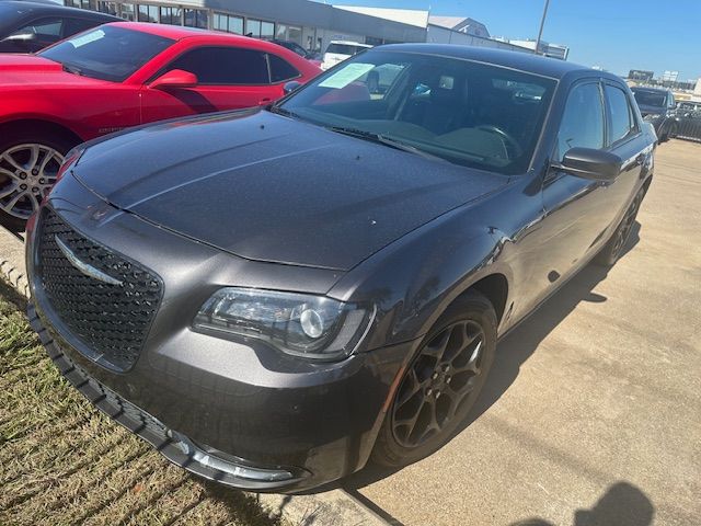 2019 Chrysler 300