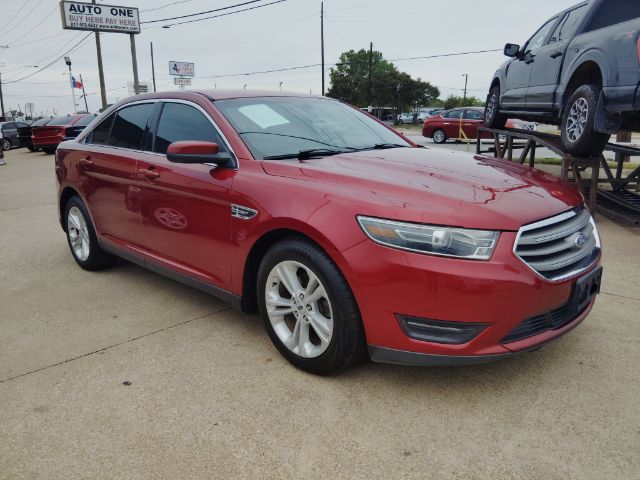 2018 Ford Taurus