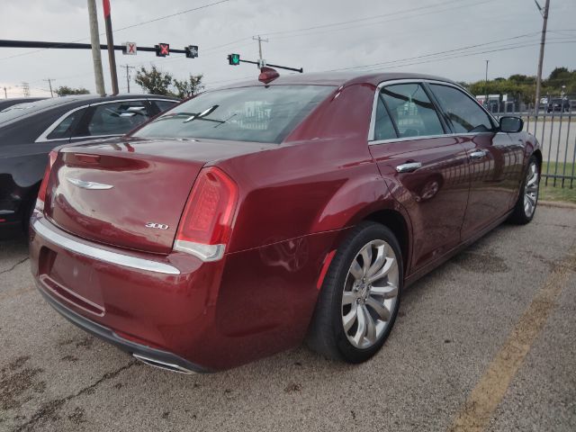 2019 Chrysler 300