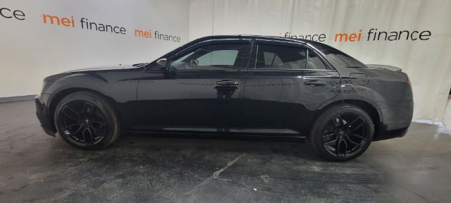 2017 Chrysler 300