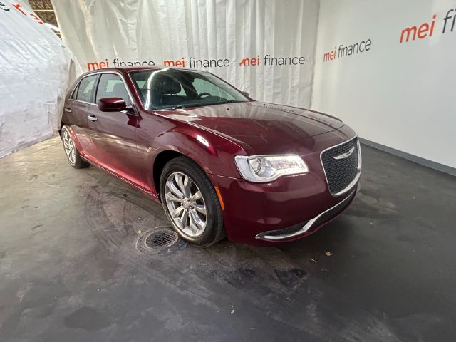 2017 Chrysler 300