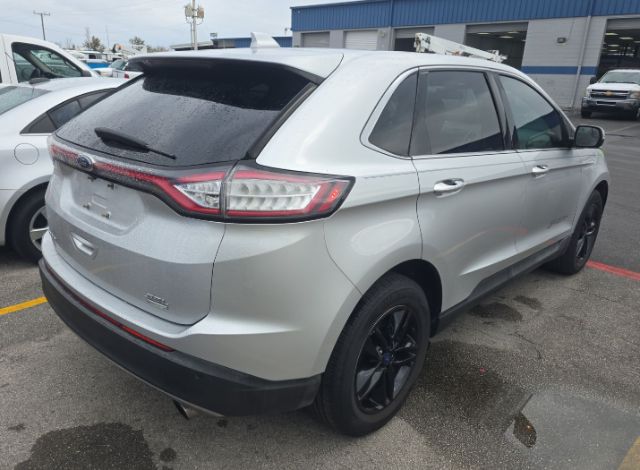 2016 Ford Edge