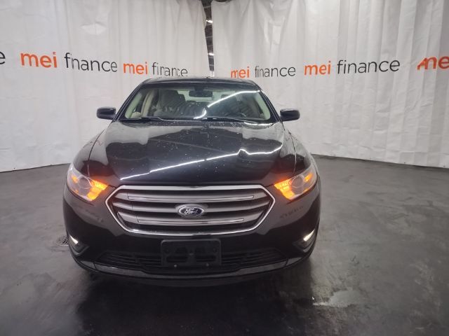 2014 Ford Taurus