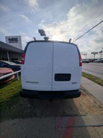 2018 GMC Savana 2500