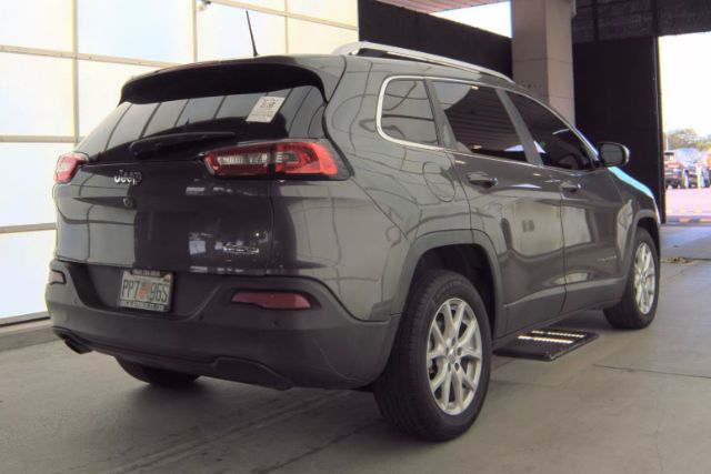 2017 Jeep CHEROKEE