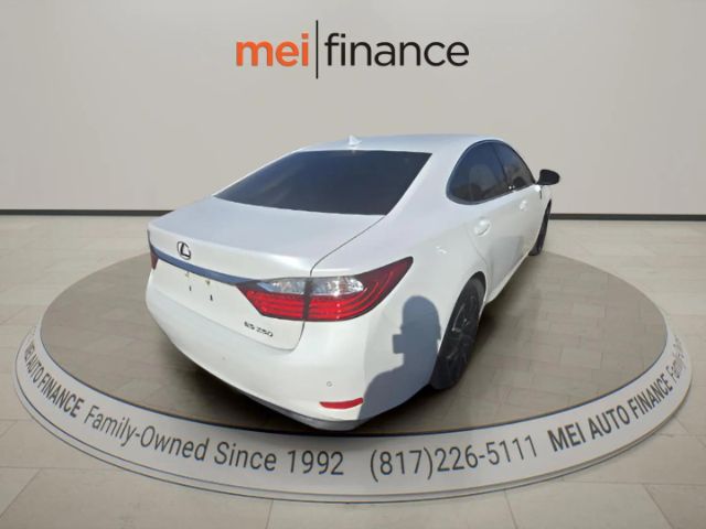 2013 LEXUS ES 350