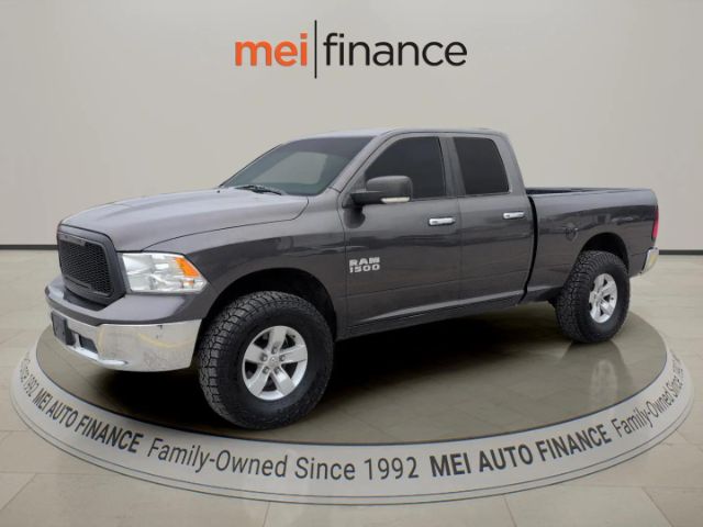 2017 RAM 1500 SLT 4x4 Quad Cab 6'4's photo