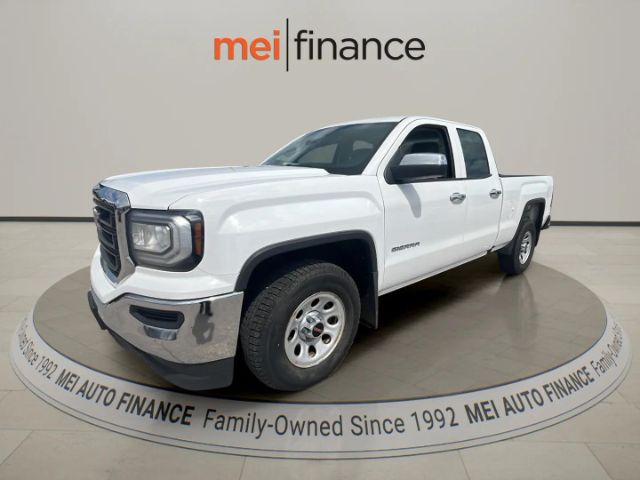 2018 GMC Sierra Base Double Cab Standard Box's photo
