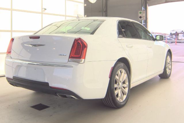 2016 Chrysler 300 Anniversary Package AWD's photo