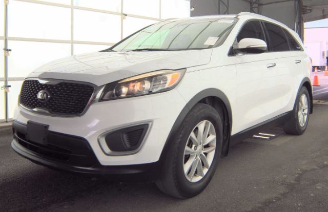 2018 Kia Sorento LX AT's photo