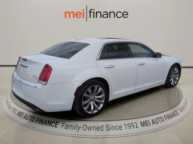 2017 Chrysler 300C
