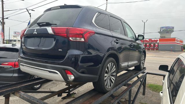 2020 Mitsubishi Outlander