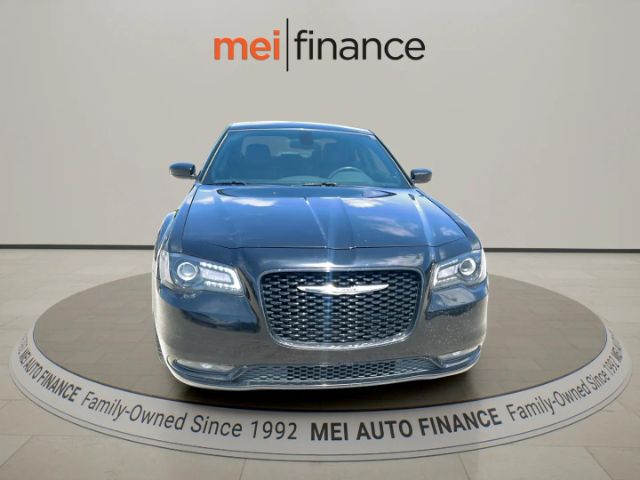2016 Chrysler 300