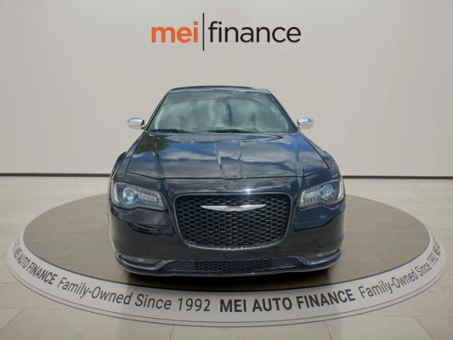 2016 Chrysler 300