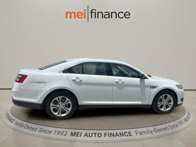 2016 Ford Taurus