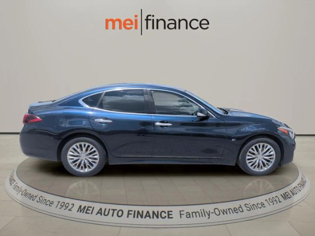 2015 Infiniti Q70