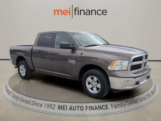 2019 RAM CLASSIC SLT CREW CAB SHORT B 4